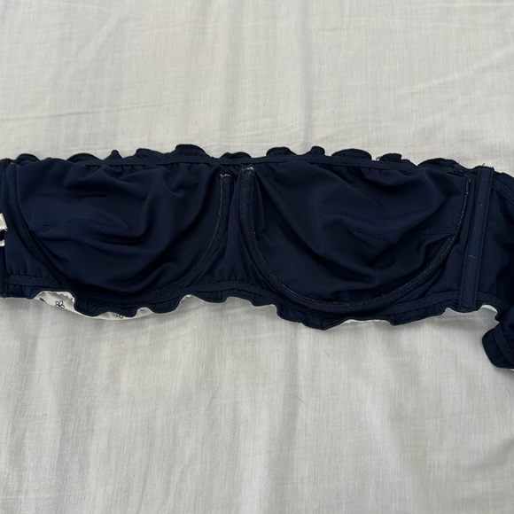 Strapless Embroidered Bikini Top - Picture 4 of 4